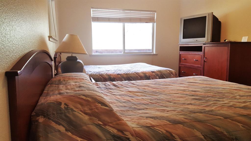 Yosemite Riverside Inn Groveland Εξωτερικό φωτογραφία