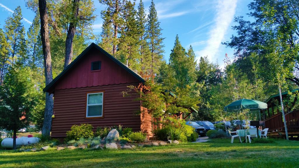 Yosemite Riverside Inn Groveland Εξωτερικό φωτογραφία