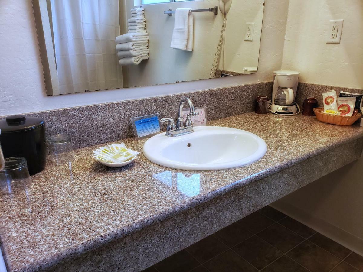 Yosemite Riverside Inn Groveland Εξωτερικό φωτογραφία